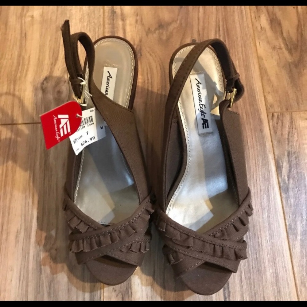 NEW..Wedge Heels